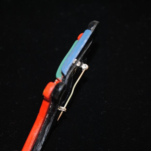 Large Vintage Early Plastic Red & Black Dancing Flamingos Brooch - Picture 8 of 10